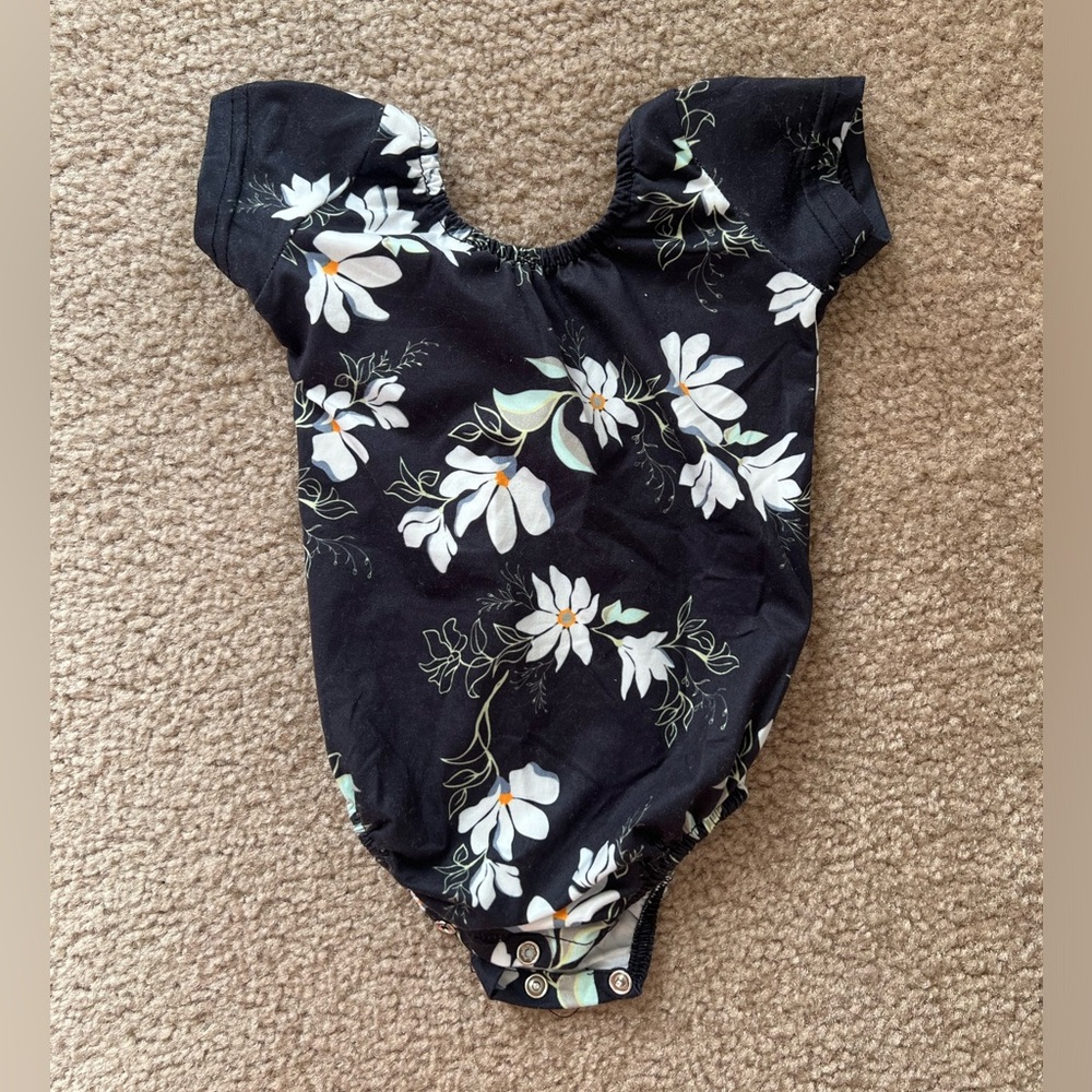 Baby girl 9m leotard
